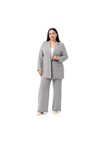 Büyük Beden Çizgili Gri Ceket Pantolon İkili Takım Gri