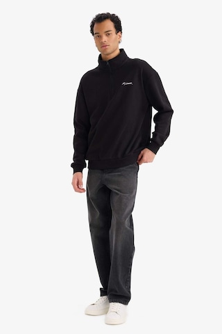 Defacto 29 Ekim Cumhuriyet Bayramı Boxy Fit Dik Yaka Atatürk Baskılı Yarım Fermuarlı Sweatshirt G6506ax25wnbk81 Siyah-bk81