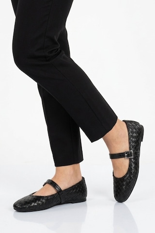 Ayakmod Siyah Kemerli Hafif Kadın Babet Ayakkabı K-301 Z