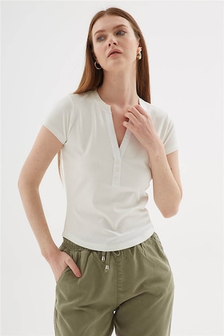 Fashion Friends Düğme Detaylı Ekru Kadın Bluz 26y0494k1