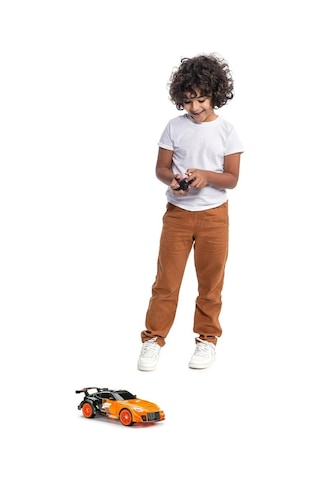 New Bright 1:16 Rc Forza Motorsport 2.4 Ghz. Işıklı Usb Şarj Nissan Z Çok Renkli