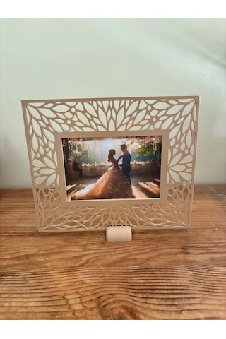 Buradabulabilirsin 3d Baskı Yaprak Desenli Masaüstü Fotoğraf Çerçevesi Oyma Çiçek Desenli Düğün Ve Masa Numarası Çerçevesi Bej Bbz