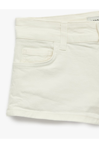 Koton Pamuklu Cepli Düğmeli Düşük Bel Brodeli Slim Fit Mini Şort Kırık Beyaz 6sal40181mw Ekru