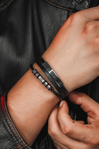 Erkek Deri Bileklik - İsim Yazılan Paslanmaz Çelik Deri Kordonlu Erkek Bileklik Siyah