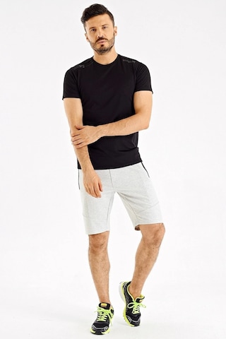 Uhlsport Erkek Günlük T-shirt Kevin M 3202110 Siyah
