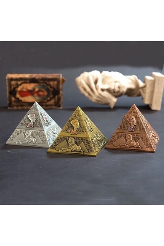 Tongxida Özellikle Mısır Firavun Rüzgar Geçirmez Metal Küllük Kapaklı Piramit Şekli Çok Renkli Moda Ve Konforlu Hayat Tarzı İç Çok Renkli