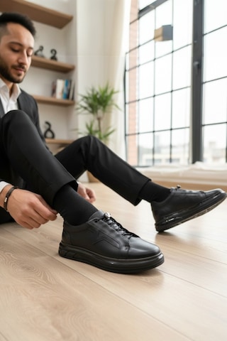 Enoch Hakiki Deri Yıldız Detaylı Günlük Erkek Sneaker Yüksek Comfort Taban Siyah
