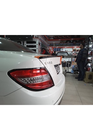 Mercedes W204(07-13)C Seri Spoiler Bagaj (Kalın)