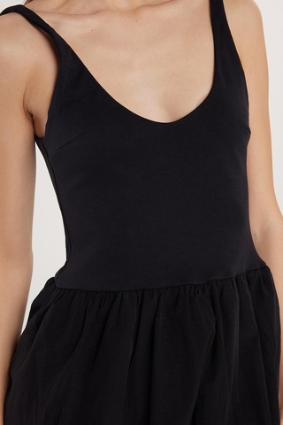 Tudors Kadın Slim Fit Dar Kesim İnce Askılı Balon Etek Siyah Elbise-33535 Siyah