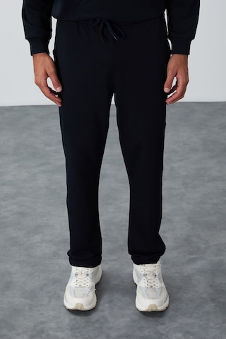 Tommy Life Lacivert Bağcıklı Cepli Standart Kalıp Klasik Paça Erkek Eşofman Alt - 84682 Lacivert