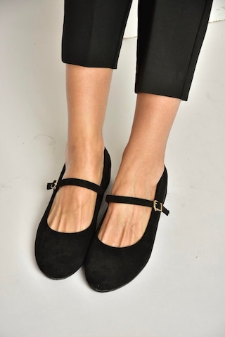 Fox Shoes Y250770702 Siyah Süet Alçak Dolgu Tabanlı Kadın Ayakkabı Siyah