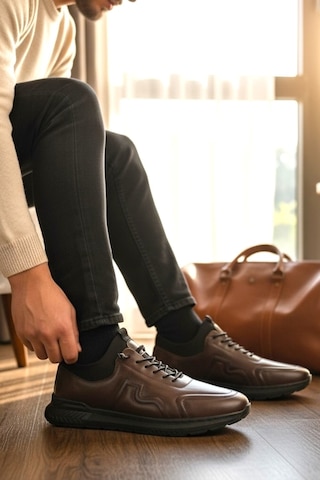 Enoch Hakiki Deri Kahve Dikiş Detaylı Erkek Sneaker Ayakkabı Ortopedik Taban Kahverengi