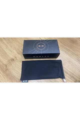 Oaley Güneş Gözlüğü 9528 07 Oakley Neforma Gri
