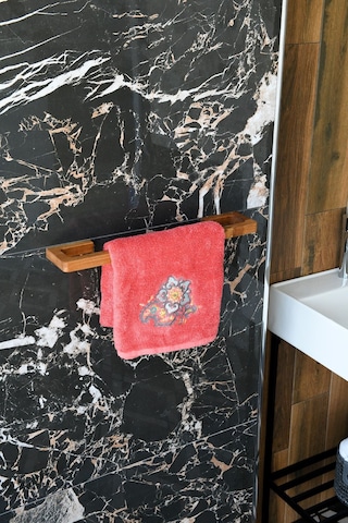 Yapışkanlı Havluluk Ahşap Havluluk Ahşap