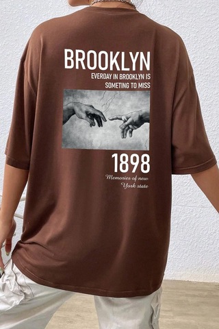 Flood Of Style Unisex 1898 Brooklyn Baskılı T-shirt Kahverengi