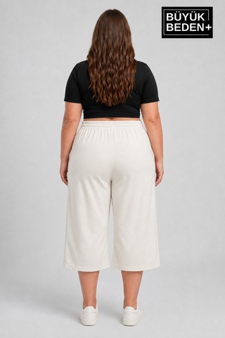 Süperlife Kadın Büyük Beden Şort 3xl-6xl Rahat Kesim Diz Altı Günlük Şort-spr26bsrk591 Ekru