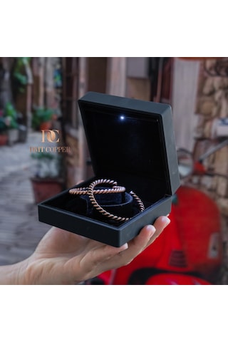 Dmt Copper Home %100 El Yapımı Bakır Bileklik,doğal Antibakteriyel Bakır Bileklik, Sağlık Dostu 2 Li Takım Işıklı Kutulu 84571527