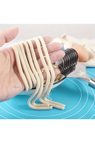 Paslanmaz Çelik Erişte Ve Makarna Kesici