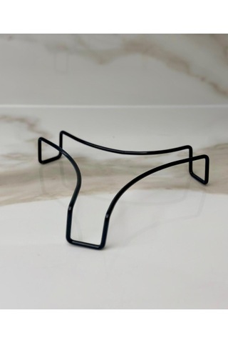 Üçgen Nihale, Sıcak Sunum Nihalesi Siyah