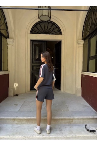 Osy Modal Yumuşak Dokulu Kumaş Kadın Parçalı Bisiklet Yaka T-shirt Mini Şortlu Etek İkili Takım - Fü Füme