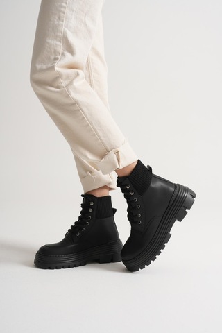 Kalın Eva Taban Boğazı Lastikli Bağcıklı Kadın Siyah Bot Tbgzgn505 Siyah