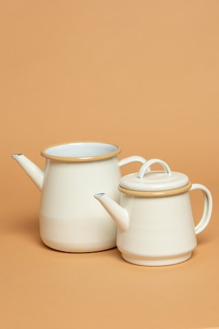 Crema Di Siena Emaye Krem Çaydanlık Takımı Krem