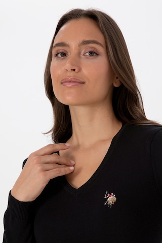 U.S. Polo Assn. Kadın Siyah V Yaka Basic Kazak 50307727-VR046