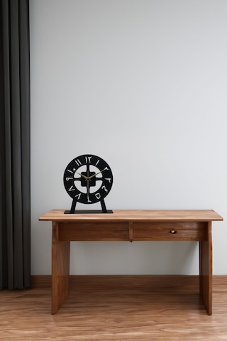 Arabic Model Metal Lazer Kesim Akar Sessiz Mekanizmalı Masa Saati Siyah