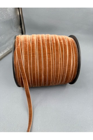 Paşateks- 1 Cm Düz Kadife-5 Metre Maun
