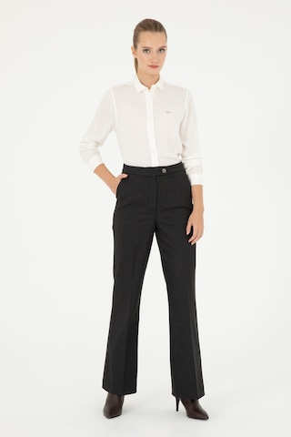 U.S. Polo Assn. Kadın Antrasit Çizgili Slim Flare Fit Kanvas Pantolon 50298552-VR006