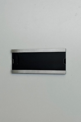 Metal Görünümlü Ofis Okul İşletme Kapı İsimliği Pratik Değiştirilebilir Kendinden Yapışkanlı