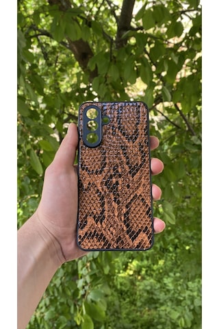Samsung Uyumlu Galaxy A56 Yılan Desenli Kabartma Dokulu Kılıf Kiremit