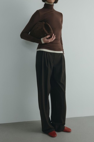 Suud Collection Kahverengi Boğazlı Body