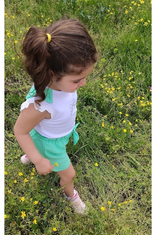 Novy Baby Fiyonklu Taş Baskılı Tshirt Şortlu Kız Çocuk 2'li Takım 2-5 Yaş