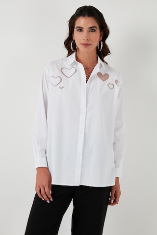 Lela Kalp Detaylı % 100 Pamuk Regular Fit Bayan Gömlek 51443511 Beyaz