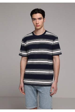 Colin's Colins Regular Fit Yuvarlak Yaka Çizgili Erkek Lacivert Kısa Kol Tişört Cl1081611 Q1.v1 Nav