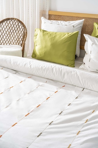 Victoria Yeşil Çift Kişilik Nakışlı %100 Pamuklu Nevresim Takımı 6 Parça Çeyiz Seti