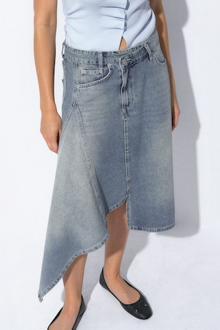 Hiccup Asimetrik Yıkama Efektli Midi Denim Etek Orta Mavi Denim