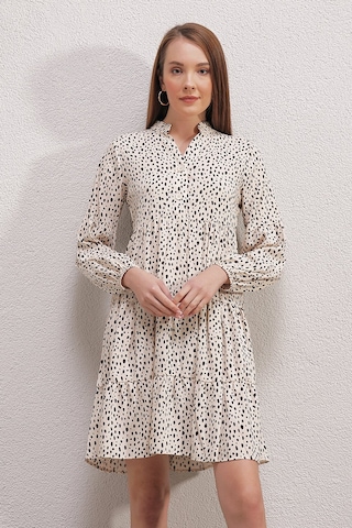 Gabria Kadın Gabria Desen Yarım Düğmeli Kısa Elbise Bej