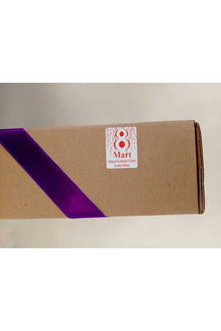 8 Mart Kadınlar Günü Etiketi - 8 Mart Sticker Yapışkanlı 30x40mm