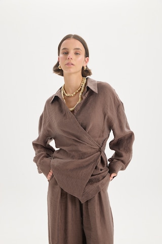 Mai Collection Mai Studios Co. Yovena Düğme Detay Kahve Oversize Gömlek Kahve