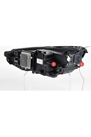 Vw Passat B8,5 İle Uyumlu Elegance Far 2020-