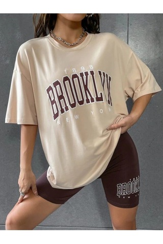 Flood Of Style Kadın Kahverengi Baskılı 1898 Brooklyn New York Bej Oversize Bisiklet Yaka T-shirt