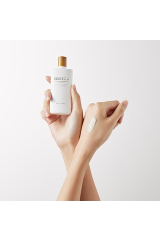 SKIN1004 Madagascar Centella Air Fit Sun Cream Plus SPF50+ PA++++ Güneş Kremi 50 ML