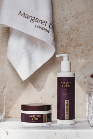 Margaret Dabbs London Hydrating Foot Soak Nemlendirici Sıvı Ayak Sabunu 600 ML
