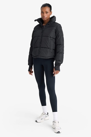Defacto Defactofit Su Geçirmez Regular Fit Fermuarlı Mont Z1438az25wnbk81 Siyah