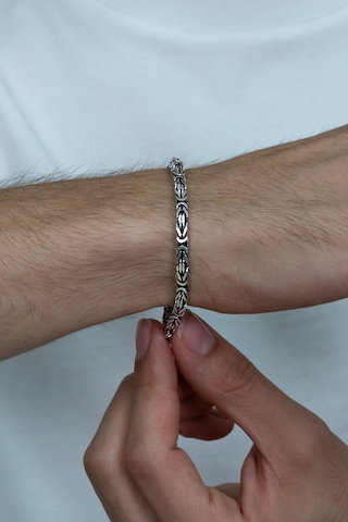 Takı Dükkanı 925 Ayar Gümüş Erkek Bileklik Kare Kral Model 3,9mm Genişlik 21cm Uzunluk msb09