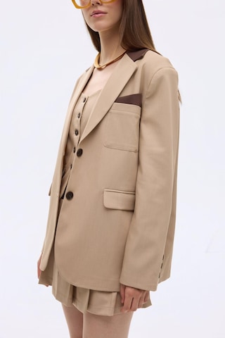 Quzu 00823 Kontrast Yaka Mendil Garnili Oversize Kadın Blazer Ceket Bej