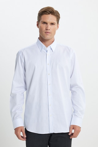 Ac&Co / Altınyıldız Classics Erkek Mavı Beyaz %100 Pamuk Comfort Fit Rahat Kesim Gizli Düğmeli Yaka Kareli Gömlek