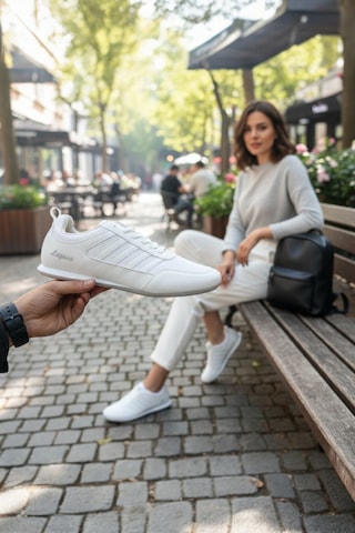 Enoch Erkek El Yazısı Detaylı Üçlü Şeritli Günlük Spor Ayakkabı Sneaker Beyaz
